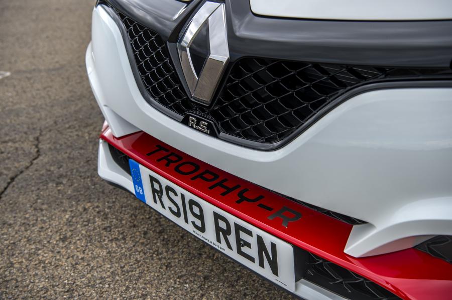Детали экстерьера Renault Megane R.S. Trophy-R 2019 года  (UK) (фото 16 из 46)